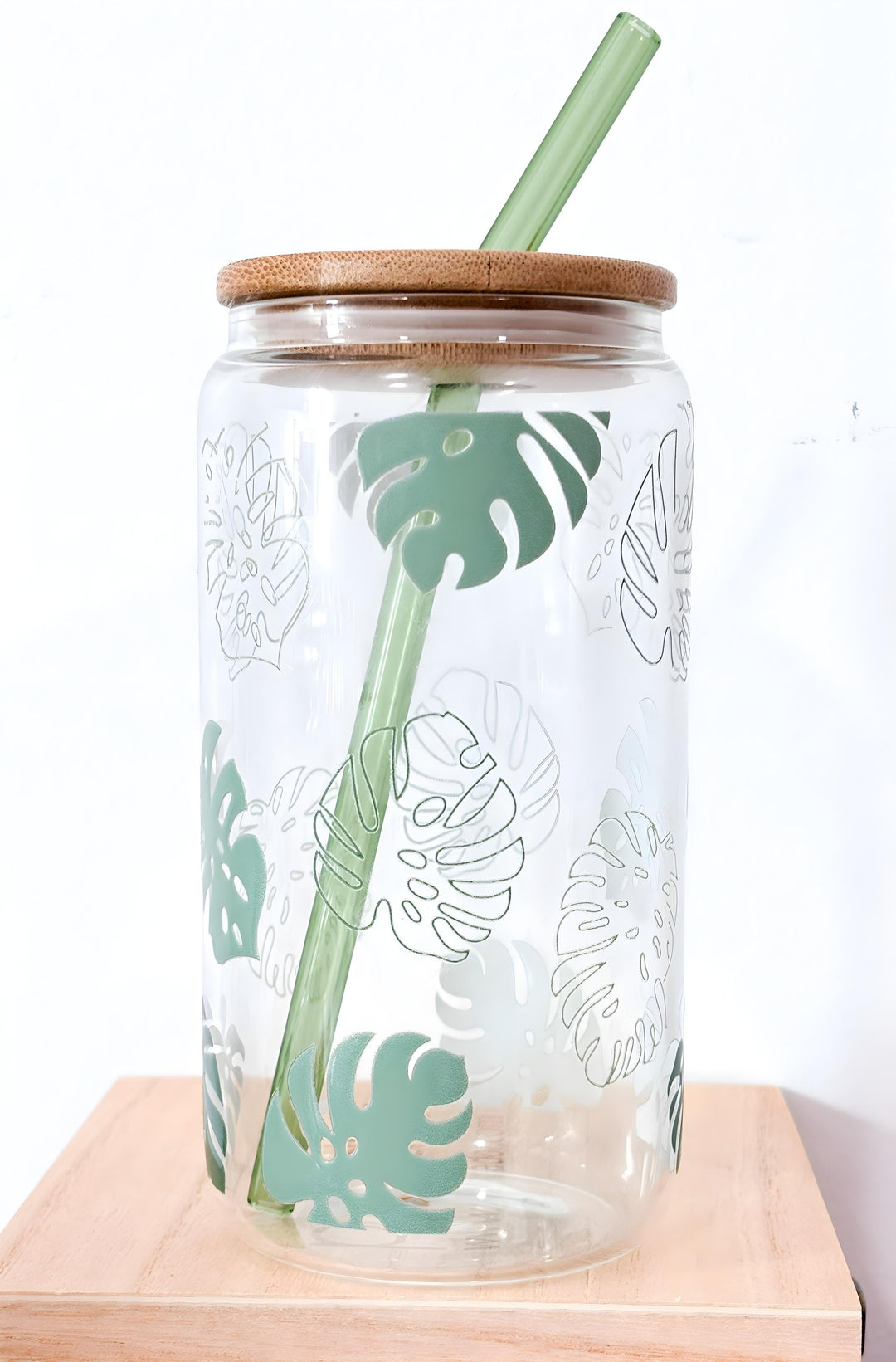 Monstera Leaves Glass Cup – 16oz